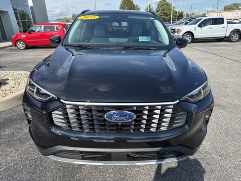 New 2025 Ford Escape PHEV w/ PHEV Premium Package image 3