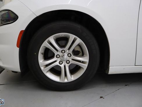 Used 2023 Dodge Charger SXT image 10