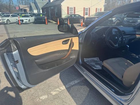 Used 2013 BMW 128i Convertible w/ Premium Pkg image 23