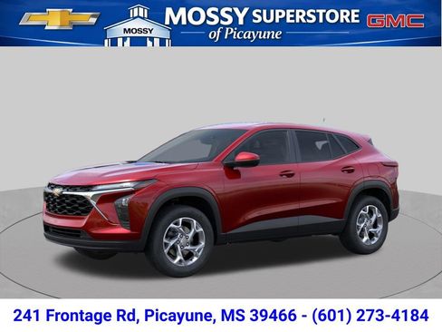 New 2026 Chevrolet Trax LS w/ LS Convenience Package FWD image 2