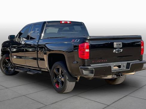 Used 2018 Chevrolet Silverado 1500 LT w/ Redline Edition image 13