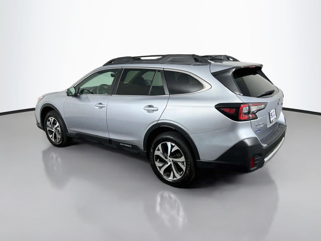 Used 2020 Subaru Outback Limited AWD/4WD image 5