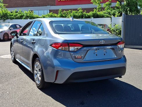 Certified 2024 Toyota Corolla LE FWD image 4