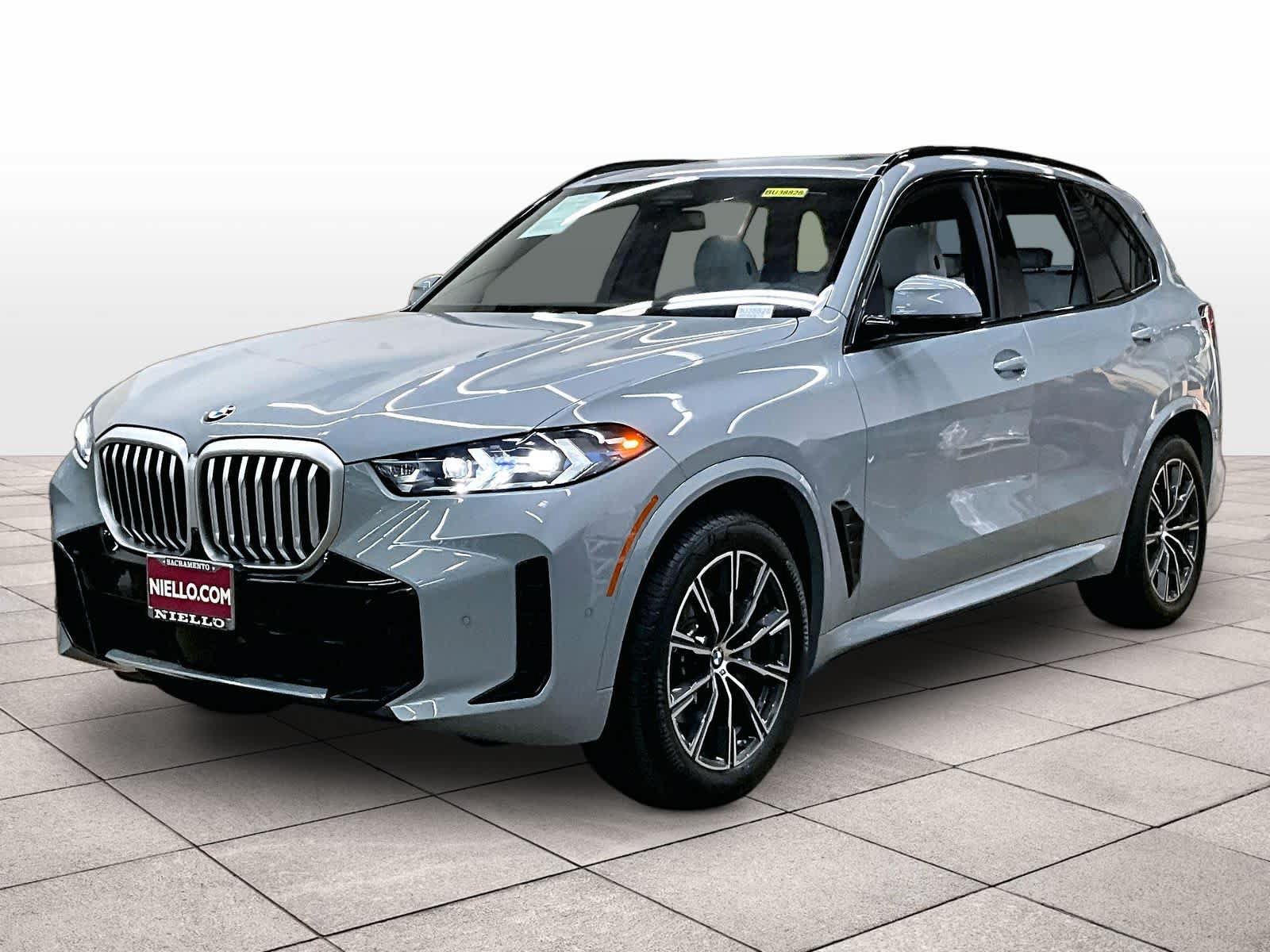 Used 2026 BMW X5 xDrive40i AWD/4WD image 1