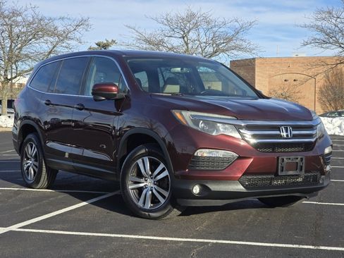 Used 2017 Honda Pilot EX-L image 2