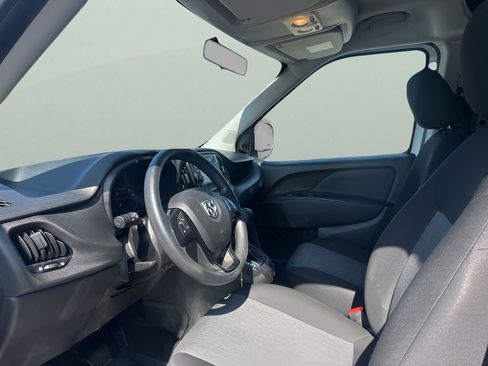 Used 2022 RAM ProMaster City Wagon image 9