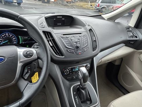 Used 2014 Ford C-MAX SE image 15