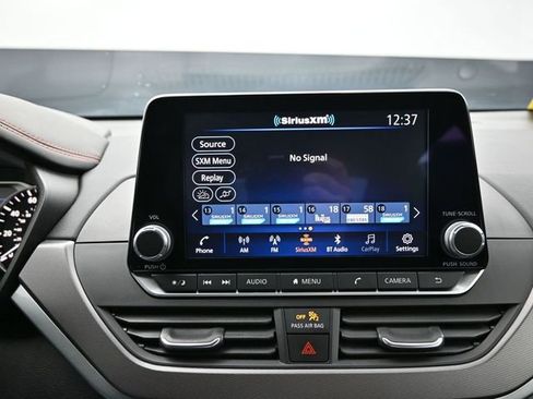 Used 2025 Nissan Altima 2.5 SR image 21