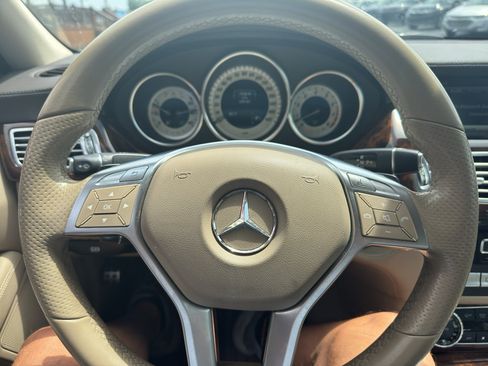 Used 2014 Mercedes-Benz CLS 550 4MATIC image 10