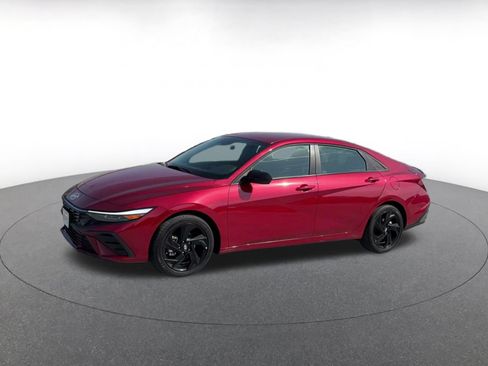 Used 2026 Hyundai Elantra Sport FWD image 7