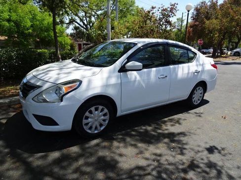 Used 2018 Nissan Versa SV image 14