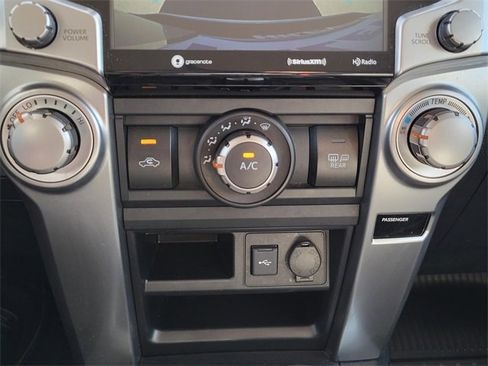 Used 2021 Toyota 4Runner SR5 Premium image 24