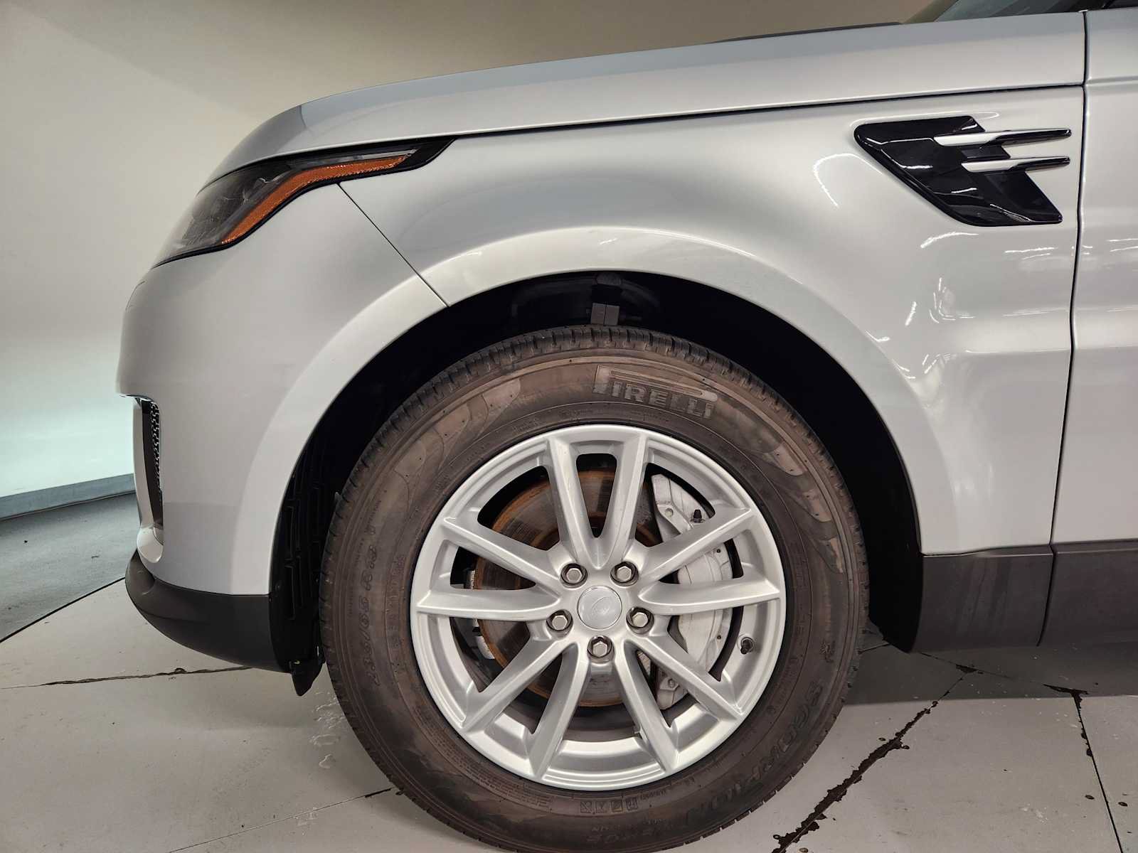 Used 2022 Land Rover Range Rover Sport SE AWD/4WD image 8
