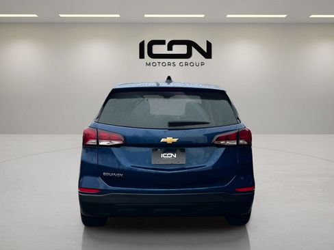 Used 2023 Chevrolet Equinox LS w/ LS Convenience Package FWD image 4
