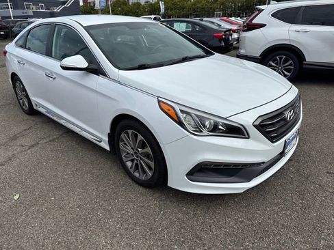 Used 2016 Hyundai Sonata Sport w/ Option Group 02 image 22