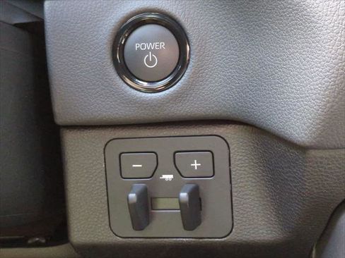 Certified 2026 Toyota Tundra Limited AWD/4WD image 26