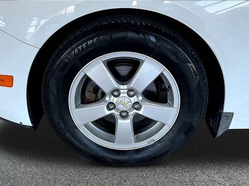 Used 2015 Chevrolet Cruze LT FWD image 31