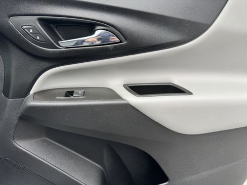 Certified 2020 Chevrolet Equinox LS w/ LS Convenience Package image 25