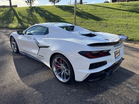 Used 2025 Chevrolet Corvette Z06 image 5
