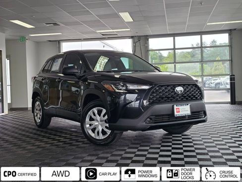 Certified 2025 Toyota Corolla Cross L AWD/4WD image 1