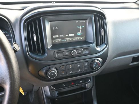 Used 2018 GMC Canyon W/T image 11