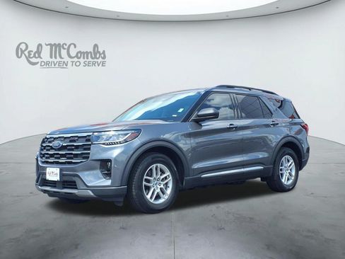 Certified 2025 Ford Explorer Active w/ Active Comfort Package RWD image 1