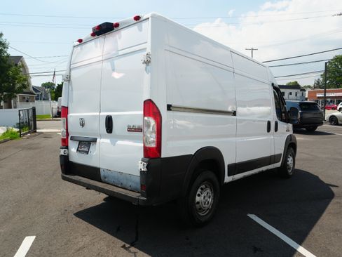 Used 2019 RAM ProMaster 2500 FWD image 7