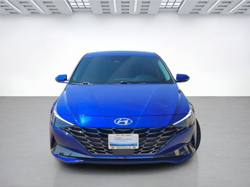 Certified 2023 Hyundai Elantra Limited FWD image 2