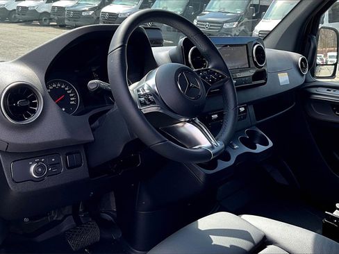 New 2025 Mercedes-Benz Sprinter 3500 image 5