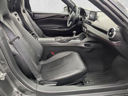 Used 2018 MAZDA MX-5 Miata Grand Touring image 16