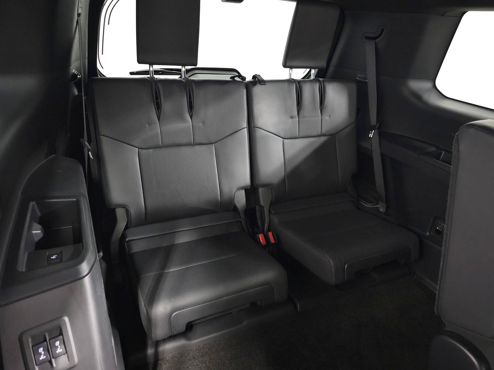 Used 2024 Lexus GX 550 w/ Accessory Package (Z1) AWD/4WD image 39