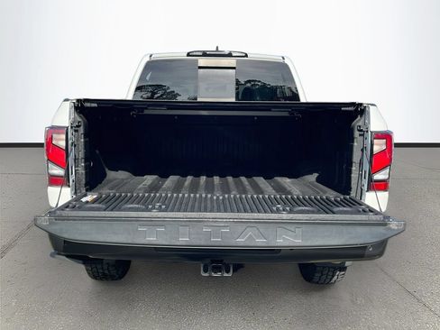 Used 2023 Nissan Titan PRO-4X w/ Pro-4x Convenience Package AWD/4WD image 26