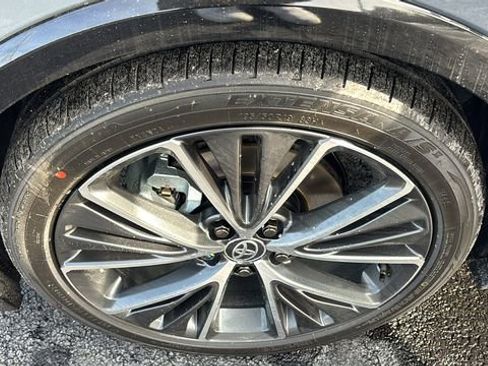 New 2026 Toyota Prius XLE image 36