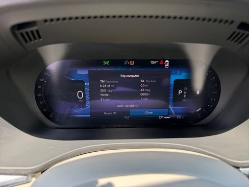 Certified 2024 Volvo XC60 B5 Plus w/ Climate Package AWD/4WD image 26