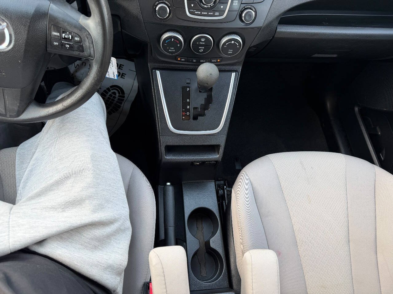 Used 2014 MAZDA MAZDA5 Sport FWD image 41