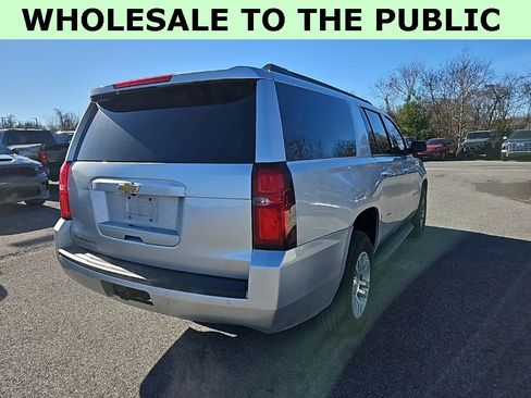 Used 2020 Chevrolet Suburban LT image 8