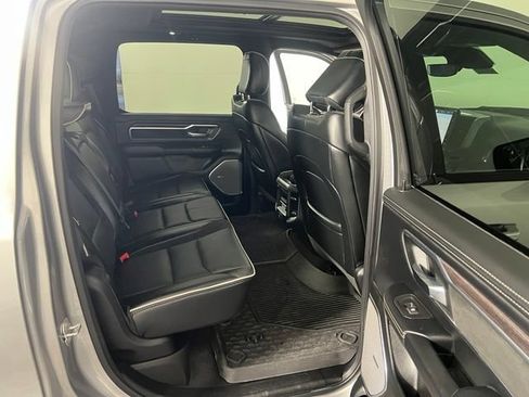 Used 2025 RAM 1500 Laramie AWD/4WD image 34