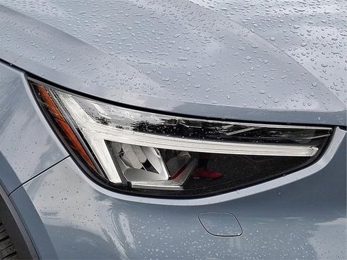 Certified 2023 Volvo C40 P8 Recharge Ultimate w/ Protection Package Premier image 10