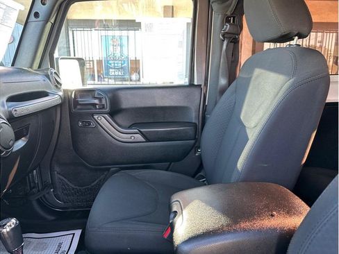 Used 2018 Jeep Wrangler Sport AWD/4WD image 20
