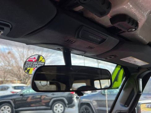 Used 2021 Jeep Wrangler Unlimited Rubicon w/ Dual Top Group image 29