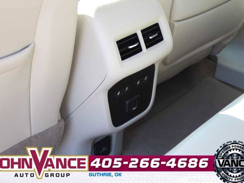 Used 2022 GMC Terrain Denali w/ Denali Premium Package image 26
