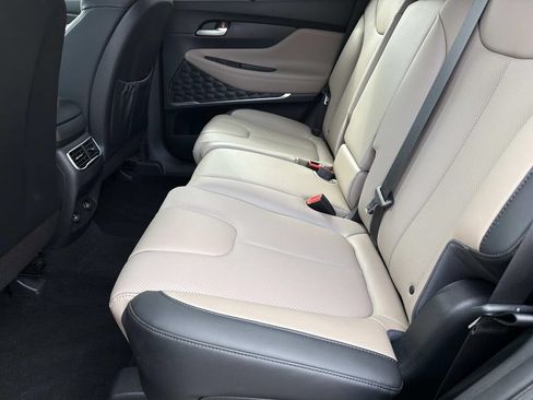 Used 2023 Hyundai Santa Fe SEL w/ Premium Package FWD image 12