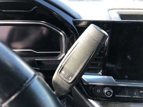 Used 2023 Chevrolet Silverado 1500 RST w/ Z71 Off-Road Package image 8