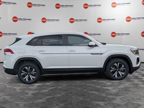 New 2026 Volkswagen Atlas Cross Sport SE AWD/4WD image 4