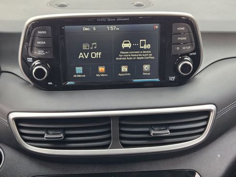 Certified 2021 Hyundai Tucson Limited image 17