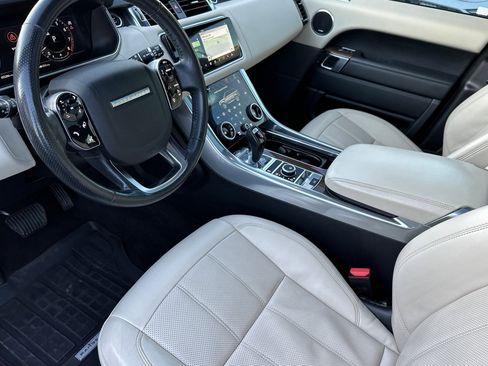 Used 2019 Land Rover Range Rover Sport HSE image 9