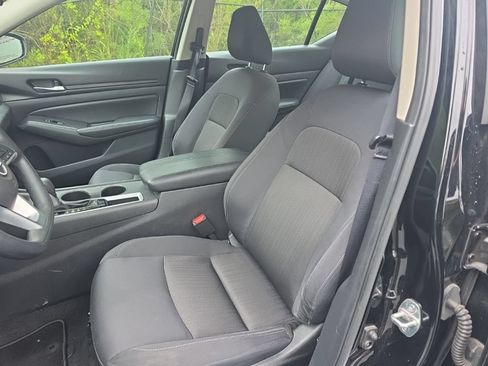 Certified 2025 Nissan Altima 2.5 SV FWD image 15