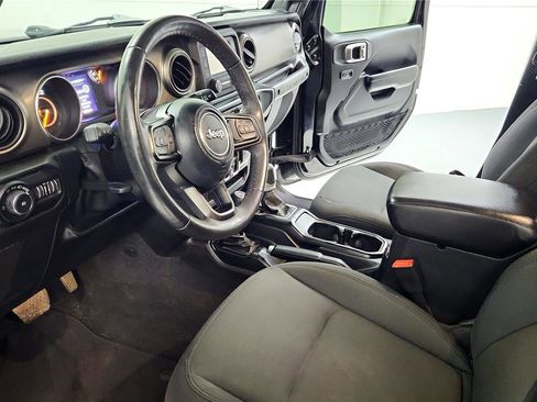 Used 2019 Jeep Wrangler Unlimited Sport S image 23