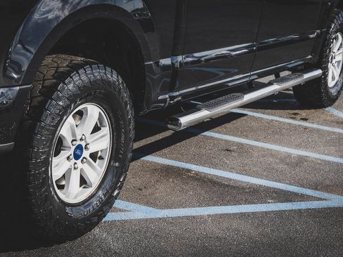 Used 2018 Ford F150 XLT w/ Equipment Group 301A Mid image 26