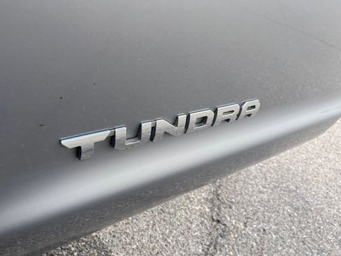 Used 2014 Toyota Tundra SR5 w/ SR5 Upgrade Package image 23